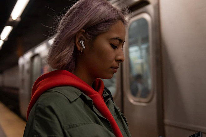 Leaking Exciting Features of the New AirPods