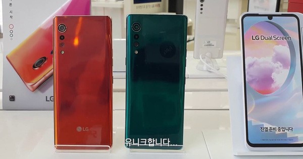 LG Velvet Completely Exposed: Screen 'Water Droplets', 3