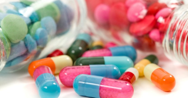 Long-term Use of Opioid Does Not Increase the Risk of Alzheimer's