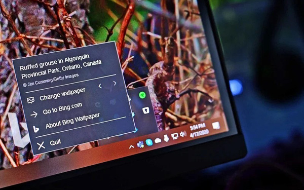 Microsoft Released the Bing Wallpaper App with a Huge Stock