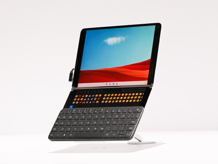 Microsoft Surface Neo Reportedly Won't Be Released in 2020
