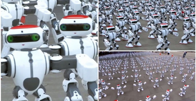 More Than 1,000 Collective Dancing Robots Break the World Record