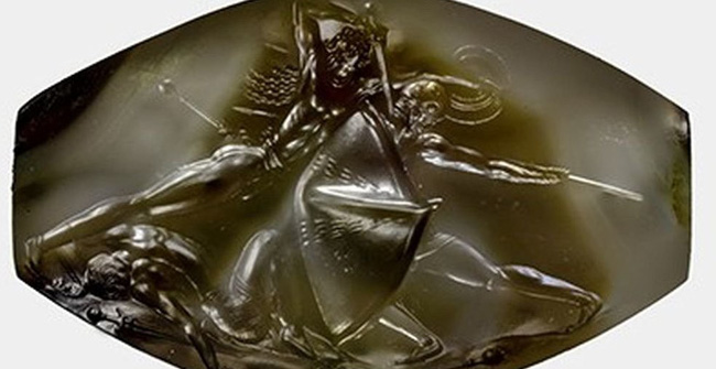Mysterious Jewel 3500 Years Old, Other Evidence of 'Piercing' Makes Scientists Confused