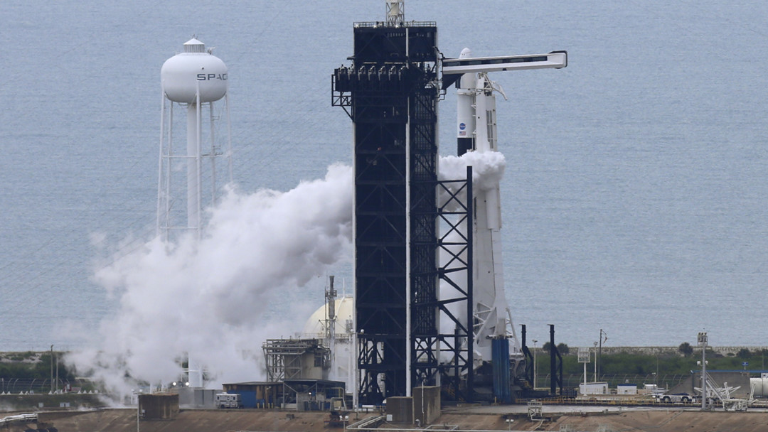 NASA Has to Postpone the Historic Flight into Space Because of Bad Weather