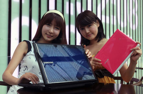 Netbook Battery 13. 5 Hours, with Samsung 3G Connection