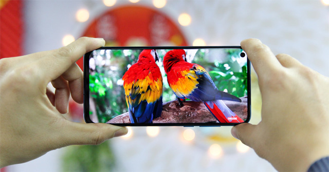 New and Breakthrough Technologies Will Appear on High-end Smartphones of 2019