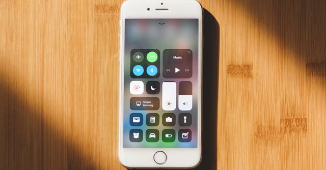 New Features on iOS 11.2: New Features iOS 11.2