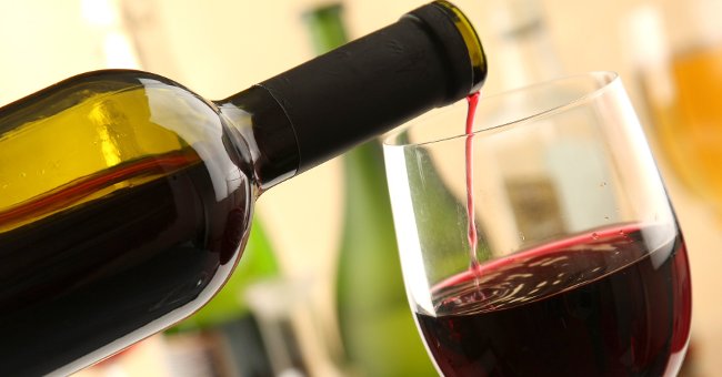 New Finding: Drinking 1 Glass of Wine Has the Same Effect as 1 Hour
