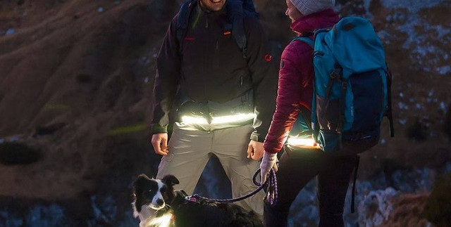 OliLight Climbing Lamp Sends an Alarm Signal When Disaster Strikes