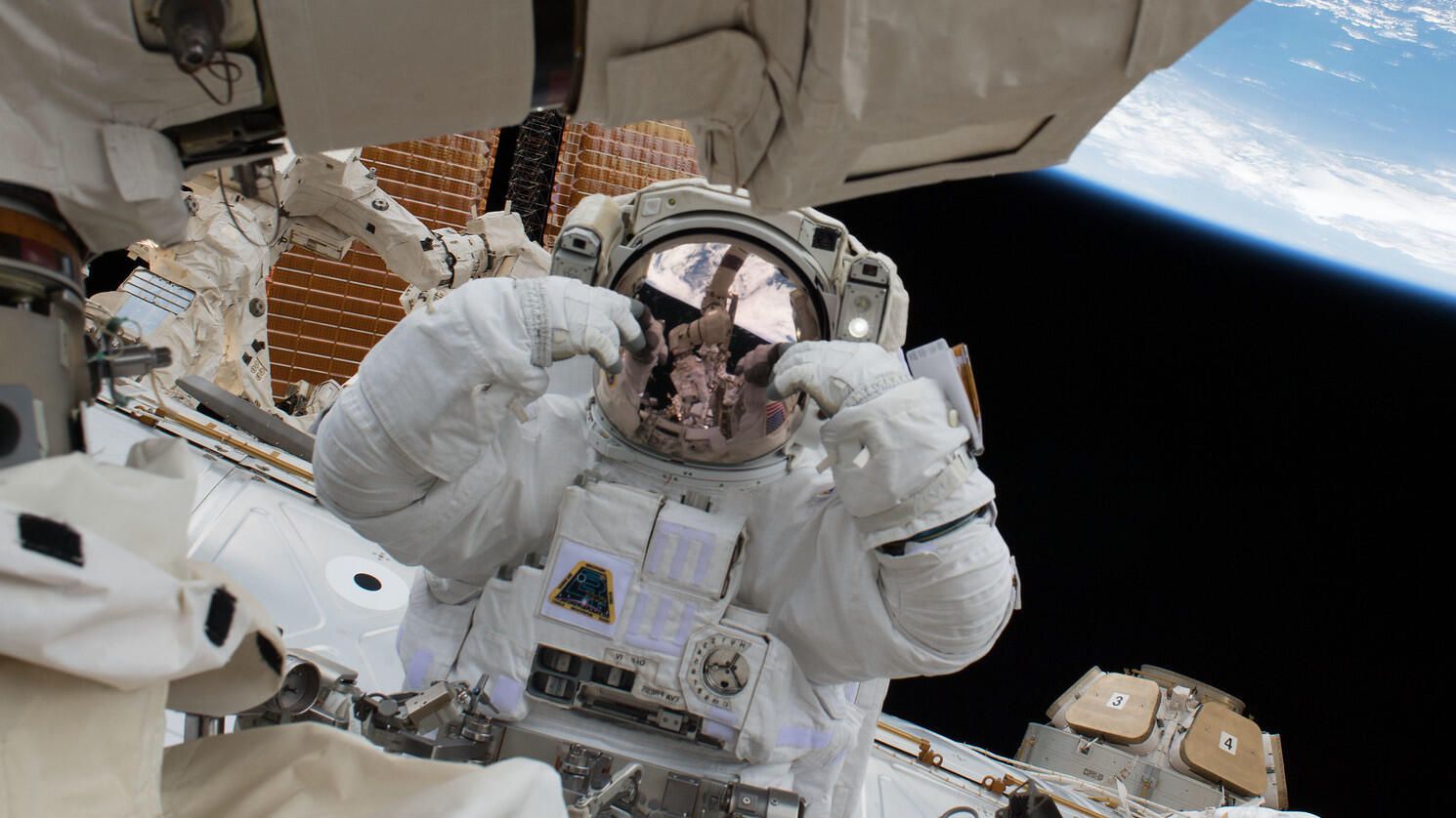 Over 12,000 People Applied to Fly to the Moon and Mars as