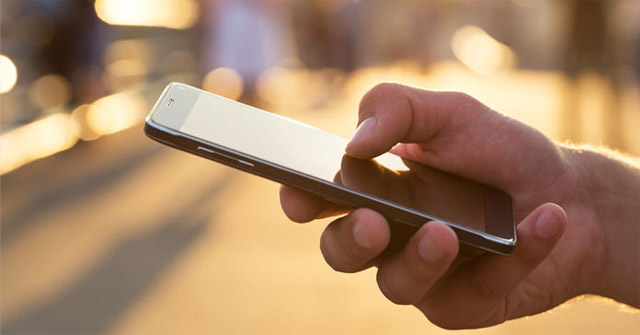 Research Shows That Smartphones Are the Most Destructive Environmental Factors