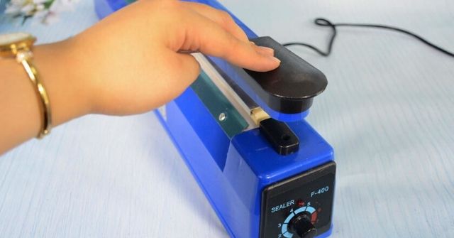 Review 3 Models of Pfs 400, Pfs 300 and Pfs 200 Bag Welding
