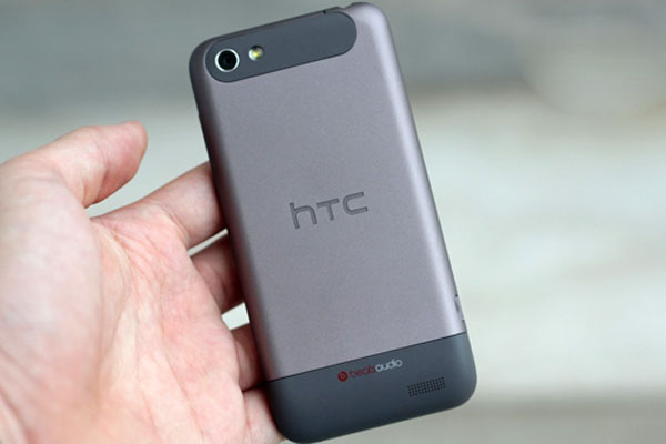 Review the HTC One V: Cheap Smartphones
