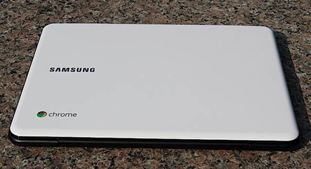 Samsung Series 5 ChromeBook 'Dam Box'