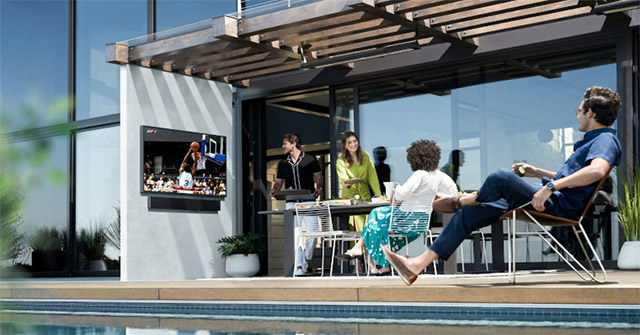 Samsung the Terrace: Water-resistant, Dust-proof Outdoor TV, 4K Resolution