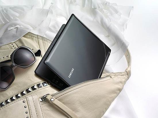 Samsung's Nearly 14-hour Battery Netbook