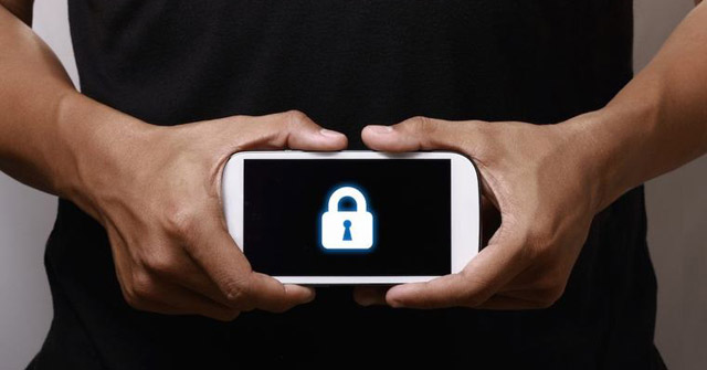 Security for Smartphones - How to Be Absolutely Secure?