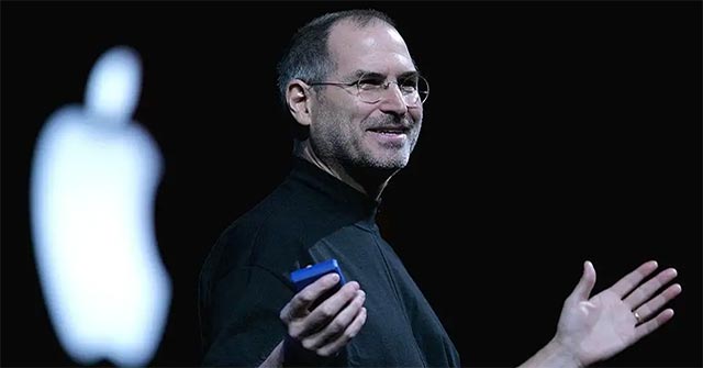 Steve Jobs and the Simple Secret of Making Speeches Come into People's Hearts