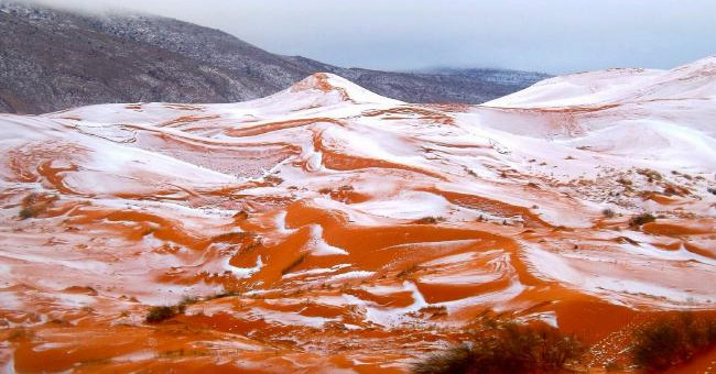 Strange Phenomenon: the Second Snow Fell on the Sahara Desert