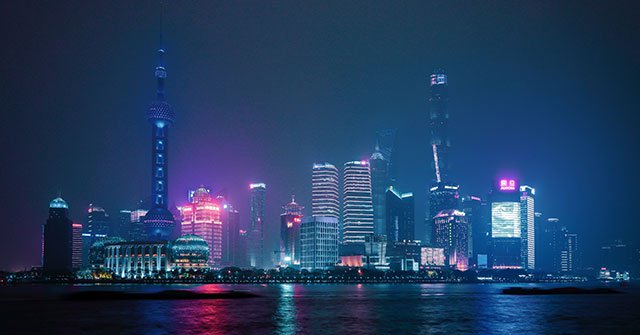 Synthesis of Beautiful Night City Wallpapers for Computers