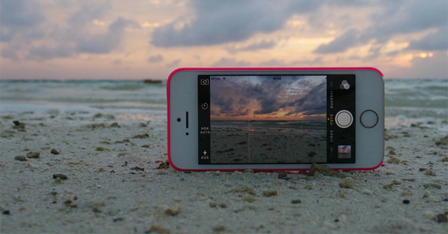 Take Photos on a Smartphone More Artistic at a Rate of 1/3
