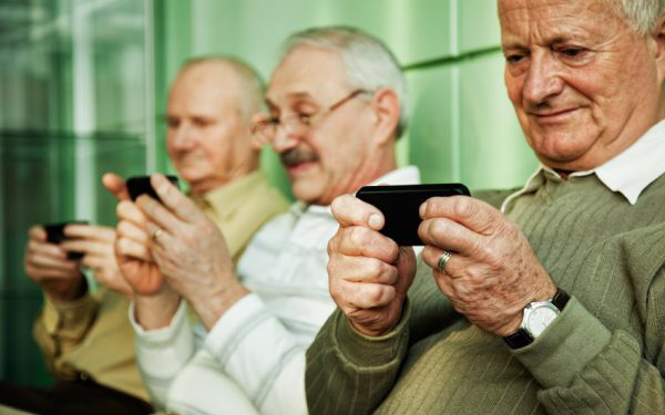 The 103-year-old Old Man Goes to the Internet Every Day and