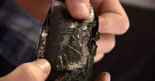 The 15-year-old Was Nearly Shot with Blind Eyes Because He Broke His iPhone Battery to Explode