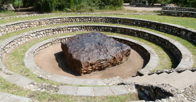 The 6 Largest Meteorite Blocks Are Detected on the Surface