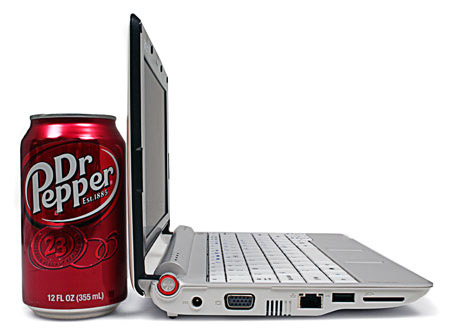 The Acer Aspire One 'White Clam Shell' Officially Launched