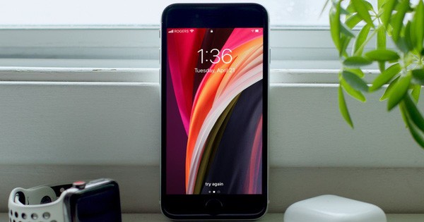 The Battery Test Shows That the iPhone SE 2020 Is a Big