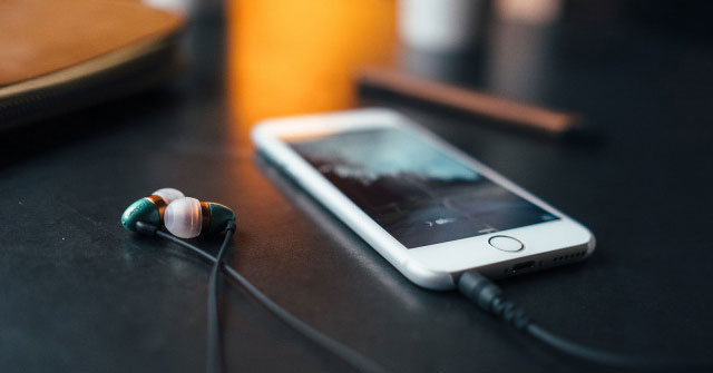 The Dangers of Spyware on Iphone
