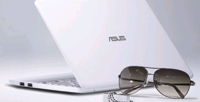 The EeeBook X205 Goes on Sale for 4. 2 Million Dong