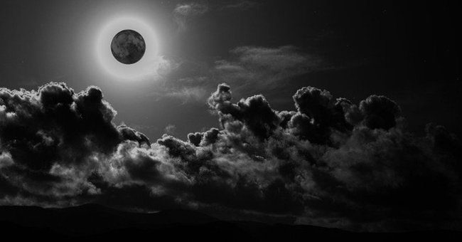 The Extremely Rare Astronomical Phenomenon 'black Moon' Will Appear