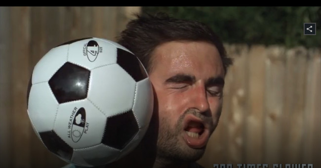 The Face Is Deformed When Thrown with a Water Ball at a Speed