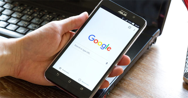 The Google Home Page on Mobile Has Changed, No Longer Just a Search Engine, but Also Many Other