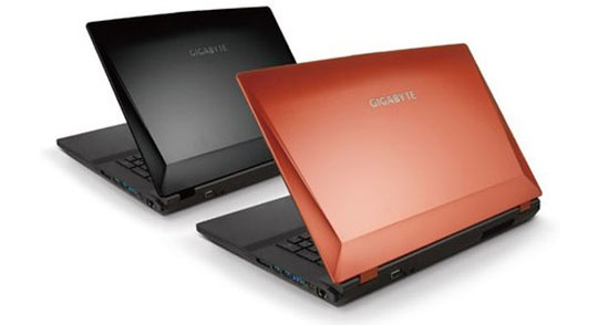 The Laptop Duo Playing Games Using Gigabyte's Haswell Chip