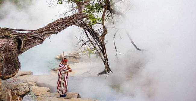 The Mysterious River of Death Always Boils Around 100 Degrees