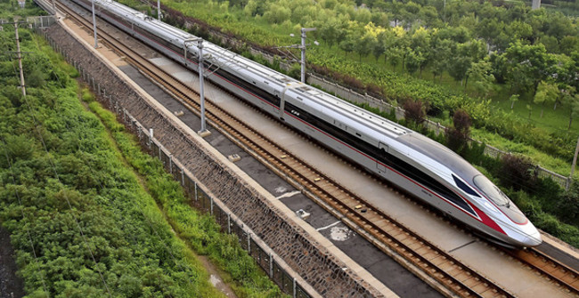 The World's Fastest High-speed Train 350km/h in China