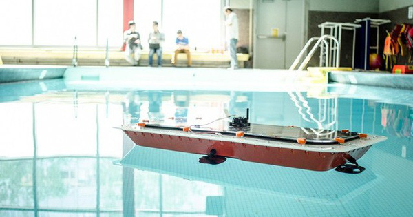 This Is a Self-propelled Boat Capable of Taking on the Role of