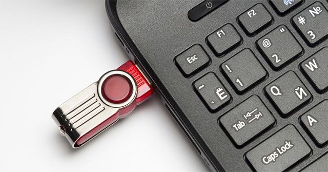 USB Malicious Code: Threats and Risks from Malware on USB Flash