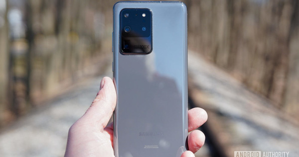 Tight, Hard to Carry and Difficult to Carry: Modern Smartphones