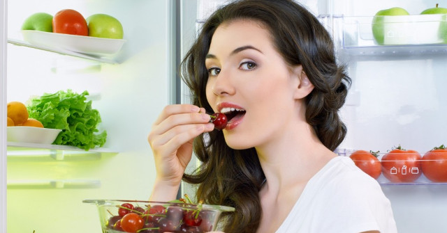 To Judge How a Person Is, You Can Look at How They Eat and Drink