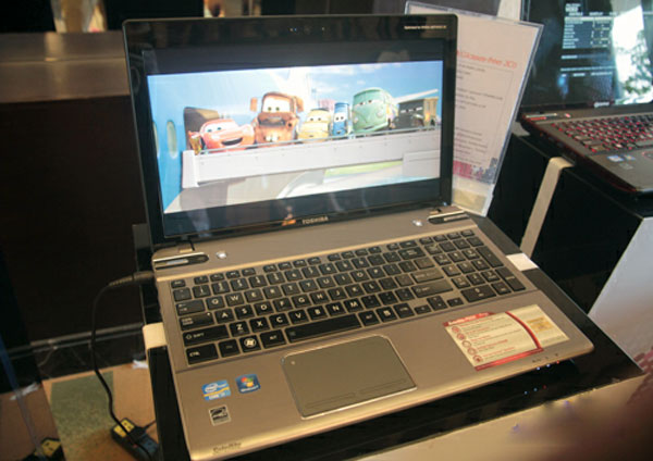 Toshiba Brings 3D Glass-free Technology to the Satellite Line