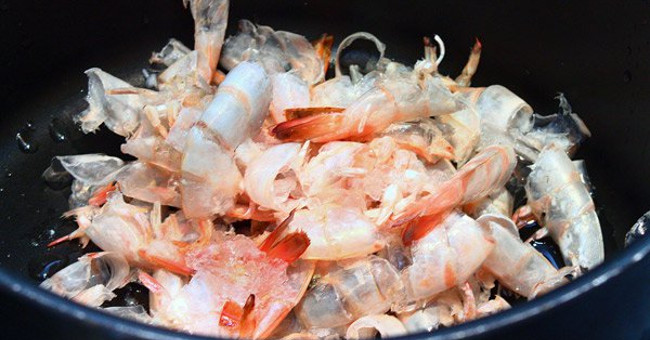 Turns Out We Are Eating Shrimp the Wrong Way without Knowing