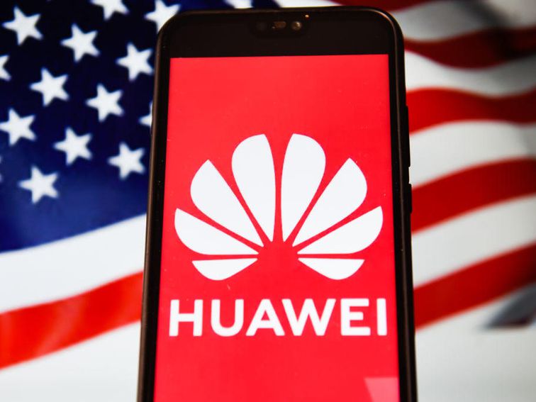 US Officials Reportedly Agree to Cut Off Huawei from Global