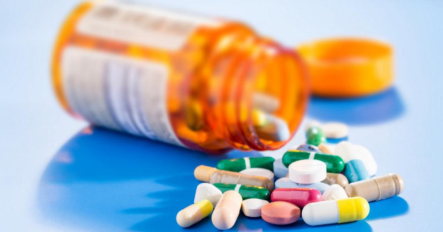 Using Many Diuretics, Depression, and Insomnia Can Make Your Mouth Dry