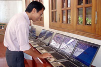 Vietnamese Laptop Dives 'Breath'