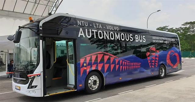 Volvo Introduced the First Unmanned Electric Bus in Singapore