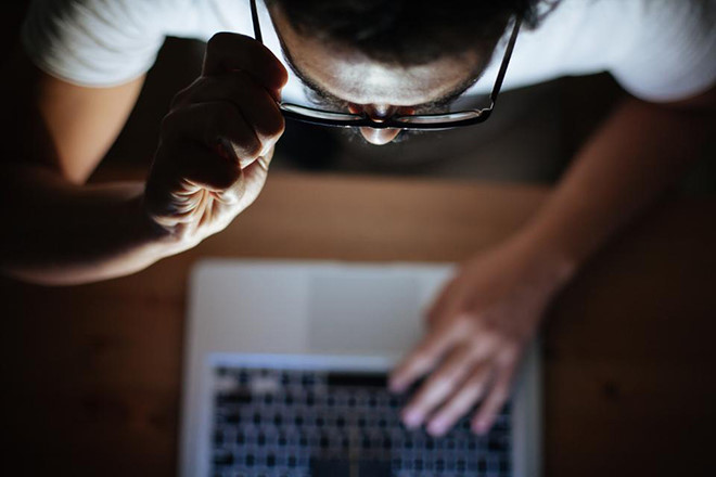 Warning of Phishing Attacks Based on Fake Zoom Meetings