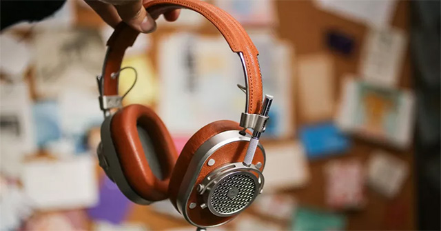 What Is a Headset Driver and How Does It Affect Sound Quality?
